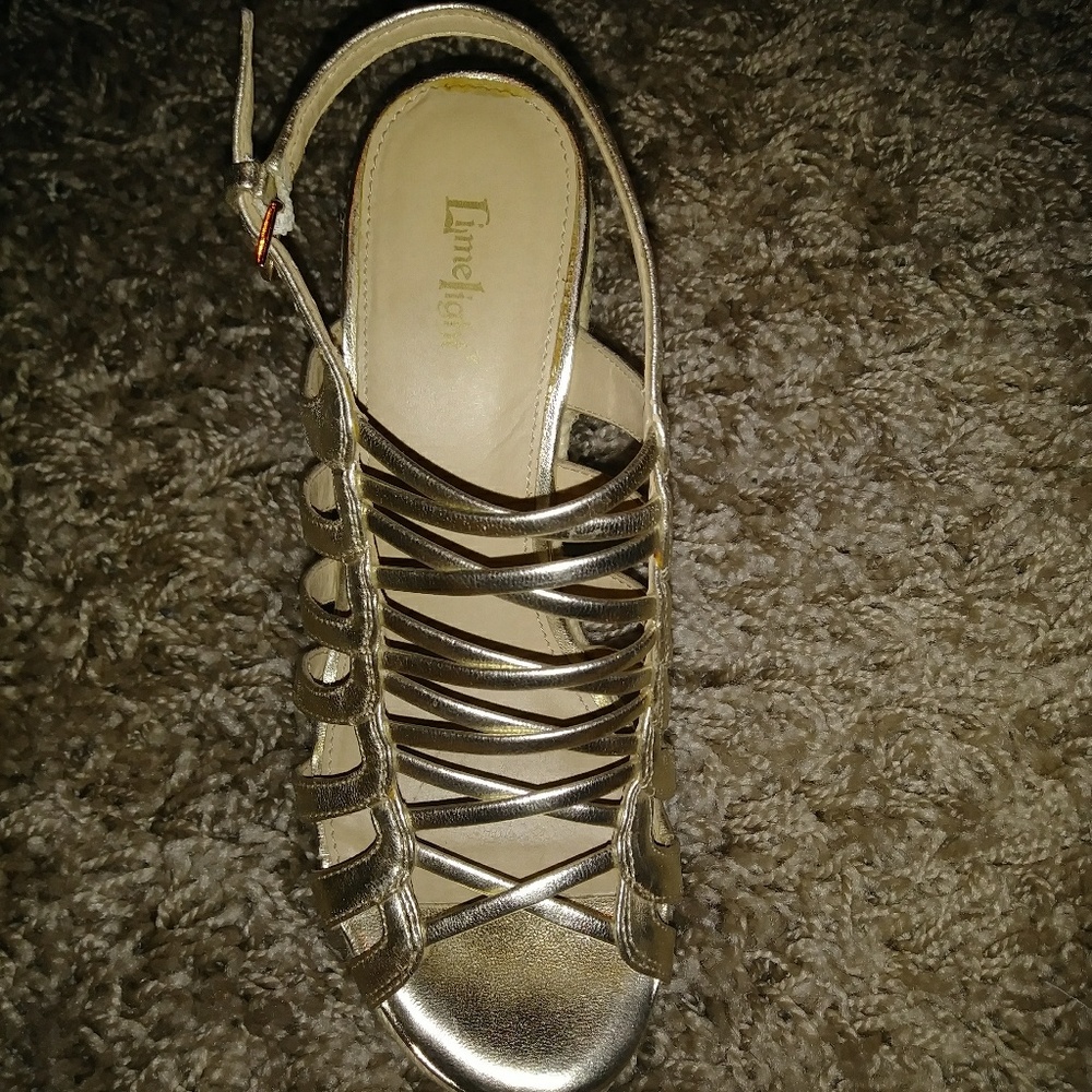 🔥 Metallic wedges - Picture 2 of 3